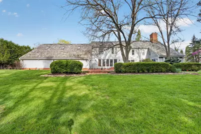 125 W Glenview Ct, Mequon, WI 53092 - Photo 35