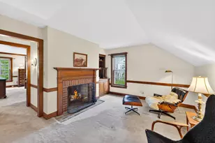 125 W Glenview Ct, Mequon, WI 53092 - Photo 23