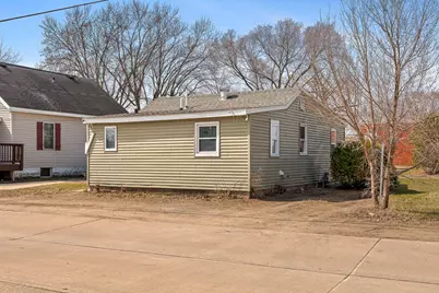 2038  Avon St, La Crosse, WI 54603 - Photo 13