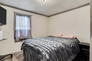 2038 Avon St, La Crosse, WI 54603 - Photo 7
