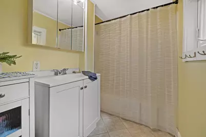 220 E Walworth St, Elkhorn, WI 53121 - Photo 13