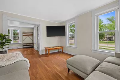 220 E Walworth St, Elkhorn, WI 53121 - Photo 7