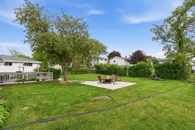 5922  Sycamore St, Greendale, WI 53129 - Photo 33