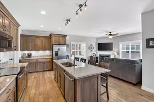 6754 Conservancy Plz, DeForest, WI 53532 - Photo 7