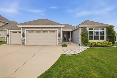 1460  Prairie Creek Blvd, Oconomowoc, WI 53066 - Photo 37
