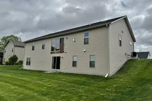 411 Rosewood Ct, Lake Mills, WI 53551 - Photo 3