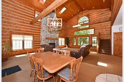 29221  Elm Island Dr, Racine, WI 53185 - Photo 5