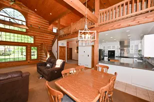 29221 Elm Island Dr, Racine, WI 53185 - Photo 9
