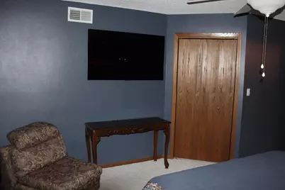 1323  Lauderdale Pl, Onalaska, WI 54650 - Photo 13