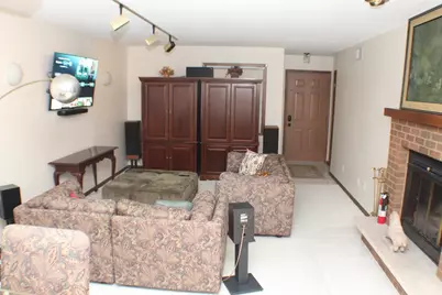 1323  Lauderdale Pl, Onalaska, WI 54650 - Photo 3