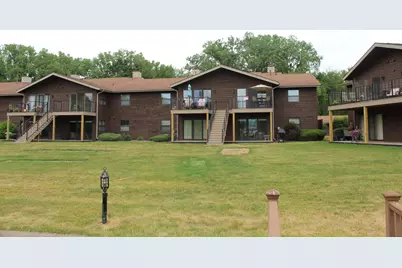 1323  Lauderdale Pl, Onalaska, WI 54650 - Photo 17