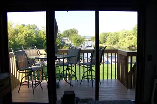 1323 Lauderdale Pl, Onalaska, WI 54650 - Photo 11