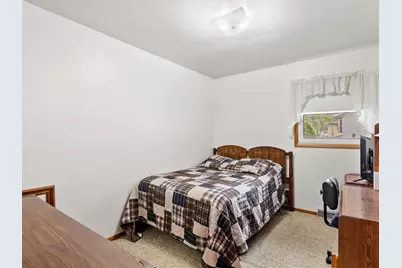 904  Glenview Dr, Manitowoc, WI 54220 - Photo 11