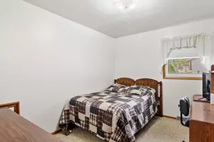 904 Glenview Dr, Manitowoc, WI 54220 - Photo 11