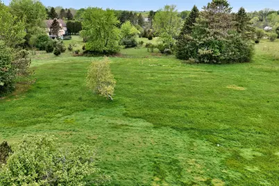 8675 N Range Line Rd, River Hills, WI 53217 - Photo 13