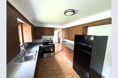 N48W15032 W Lisbon Rd, Menomonee Falls, WI 53051 - Photo 13