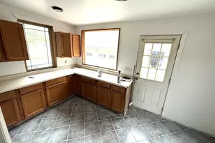 N48W15032 W Lisbon Rd, Menomonee Falls, WI 53051 - Photo 15