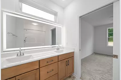 210  Linden Ln, Delavan, WI 53115 - Photo 9