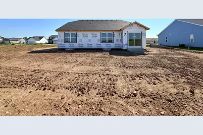 210  Linden Ln, Delavan, WI 53115 - Photo 7