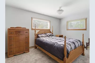 2211  Markham St, Manitowoc, WI 54220 - Photo 15