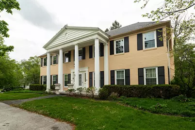 229 W Indian Creek Ct, Fox Point, WI 53217 - Photo 3