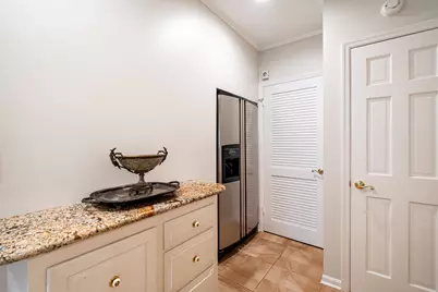 229  Indian Creek Ct, Fox Point, WI 53217 - Photo 27