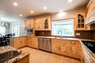 229 Indian Creek Ct, Fox Point, WI 53217 - Photo 23