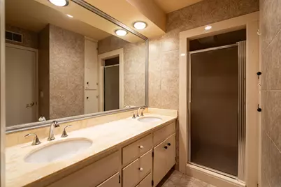 229  Indian Creek Ct, Fox Point, WI 53217 - Photo 49