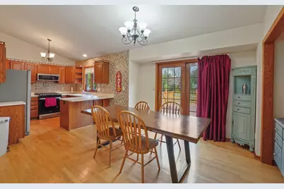 S92W35305  Barbary Ct, Eagle, WI 53119 - Photo 7