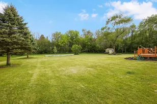 S92W35305 Barbary Ct, Eagle, WI 53119 - Photo 23