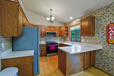 S92W35305  Barbary Ct, Eagle, WI 53119 - Photo 9