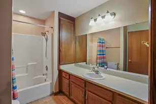 S92W35305 Barbary Ct, Eagle, WI 53119 - Photo 15