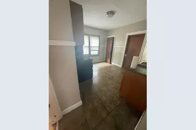 2714 W Concordia Ave, Milwaukee, WI 53216 - Photo 5