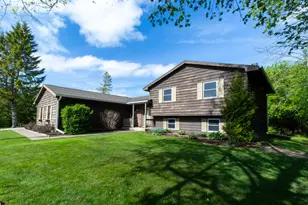 3425 N 8th St, Sheboygan, WI 53083 - Photo 1