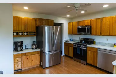 3425 N 8th St, Sheboygan, WI 53083 - Photo 5