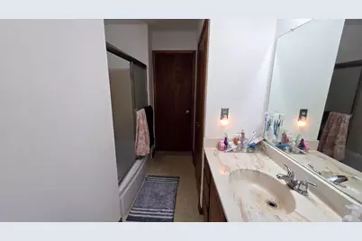 7408 W Carmen Ave, Milwaukee, WI 53218 - Photo 23