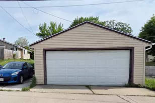 7408 W Carmen Ave, Milwaukee, WI 53218 - Photo 33