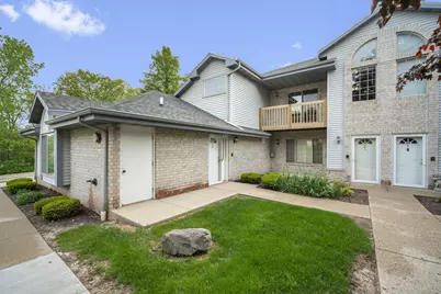 9322 W Loomis Rd #5, Franklin, WI 53132 - Photo 19