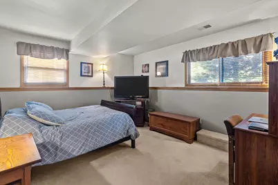 7239  Sherry Ln, Racine, WI 53185 - Photo 21