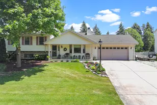 7239 Sherry Ln, Racine, WI 53185 - Photo 45