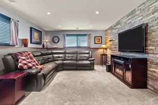 7239 Sherry Ln, Racine, WI 53185 - Photo 19