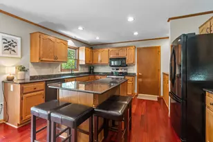 7239 Sherry Ln, Racine, WI 53185 - Photo 9