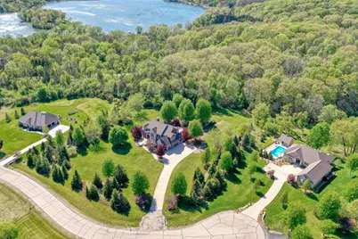 5249  Red Cedar Ct, West Bend, WI 53095 - Photo 37