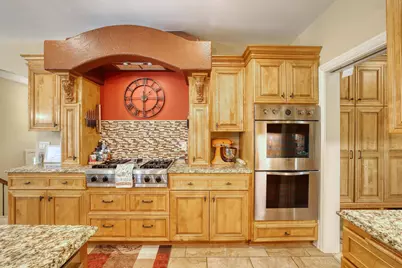 5249  Red Cedar Ct, West Bend, WI 53095 - Photo 11