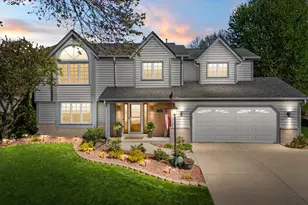722 Greenway Terrace, Hartland, WI 53029 - Photo 1