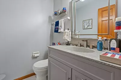 722  Greenway Ter, Hartland, WI 53029 - Photo 17