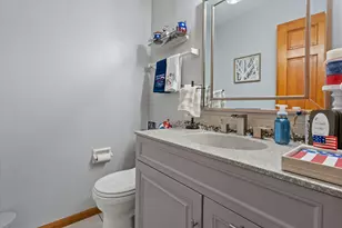 722 Greenway Terrace, Hartland, WI 53029 - Photo 17