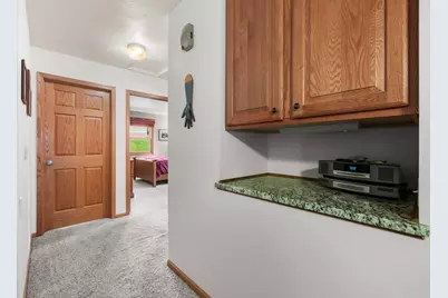 220 S 18th #4 Ave, West Bend, WI 53095 - Photo 15