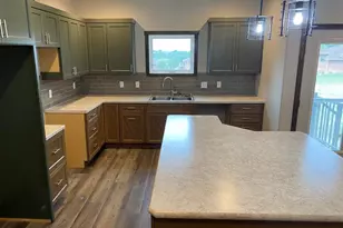 W7708 Parcher Ct, Holland, WI 54636 - Photo 7