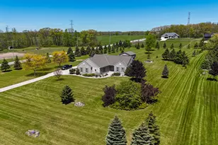 S102W21550 Kelsey Dr, Muskego, WI 53150 - Photo 3